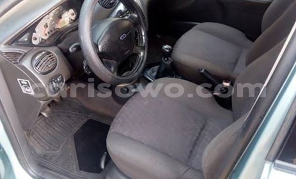 Acheter Occasion Voiture Ford Focus Gris à Cotonou, Benin Acheter Occasion Voiture Ford Focus Gris à Cotonou, Benin