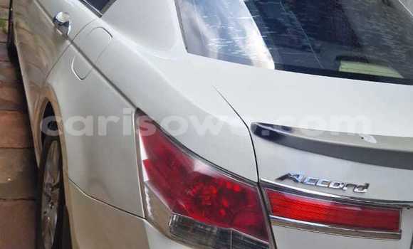 Buy Used Honda Accord White Car in Cotonou in Benign Buy Used Honda Accord White Car in Cotonou in Benign