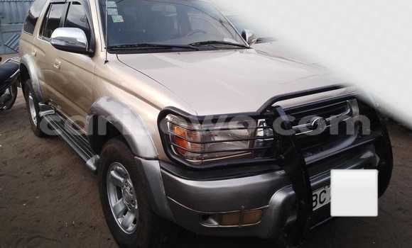 Acheter Occasion Voiture Toyota 4Runner Beige à Cotonou, Benin Acheter Occasion Voiture Toyota 4Runner Beige à Cotonou, Benin