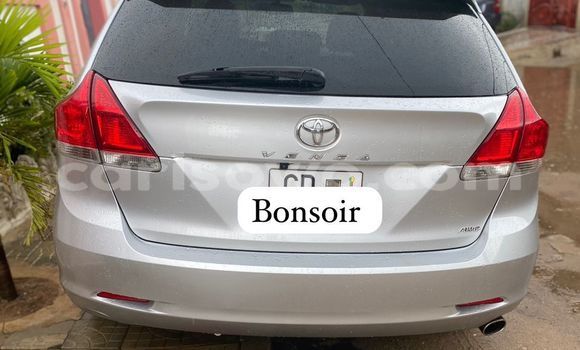 Ra Àlòkù Toyota Venza funfun Ọkọ̀ in Cotonou ni Benin Ra Àlòkù Toyota Venza funfun Ọkọ̀ in Cotonou ni Benin