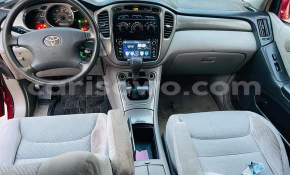 Acheter Occasion Voiture Toyota Highlander Rouge à Cotonou, Benin Acheter Occasion Voiture Toyota Highlander Rouge à Cotonou, Benin