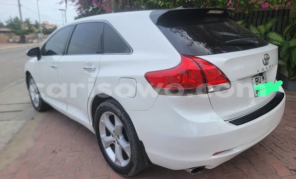 Ra Àlòkù Toyota Venza funfun Ọkọ̀ in Cotonou ni Benin Ra Àlòkù Toyota Venza funfun Ọkọ̀ in Cotonou ni Benin