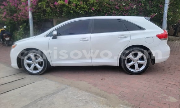 Ra Àlòkù Toyota Venza funfun Ọkọ̀ in Cotonou ni Benin Ra Àlòkù Toyota Venza funfun Ọkọ̀ in Cotonou ni Benin