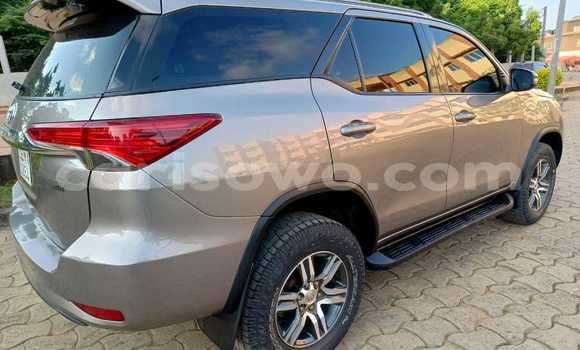 Acheter Occasion Voiture Toyota Fortuner Autre à Cotonou, Benin Acheter Occasion Voiture Toyota Fortuner Autre à Cotonou, Benin
