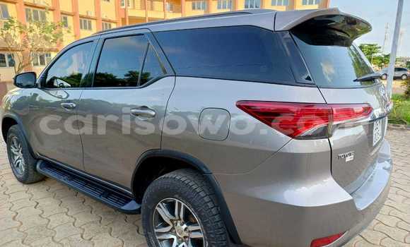 Acheter Occasion Voiture Toyota Fortuner Autre à Cotonou, Benin Acheter Occasion Voiture Toyota Fortuner Autre à Cotonou, Benin