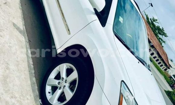 Acheter Occasion Voiture Lexus RX 330 Blanc à Cotonou, Benin Acheter Occasion Voiture Lexus RX 330 Blanc à Cotonou, Benin