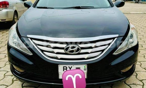Sayi Na hannu Hyundai Sonata Black Mota in Cotonou a Benin