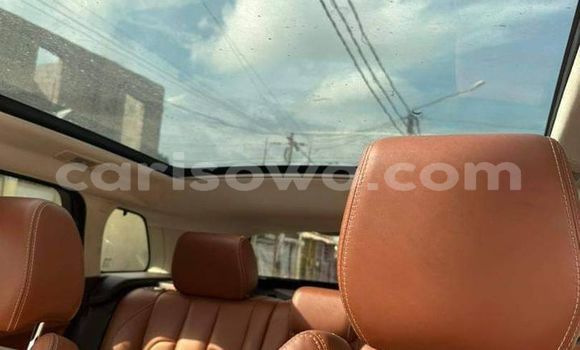 Acheter Occasion Voiture Range Rover Range Rover Blanc à Cotonou, Benin Acheter Occasion Voiture Range Rover Range Rover Blanc à Cotonou, Benin