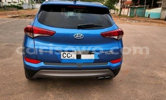 Sayi Na hannu Hyundai Tucson Blue Mota in Cotonou a Benin