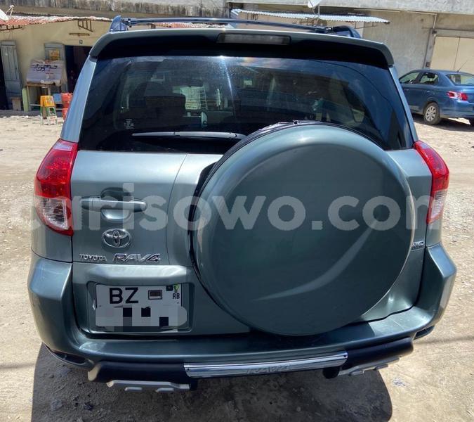 Big with watermark toyota rav4 benin cotonou 17816