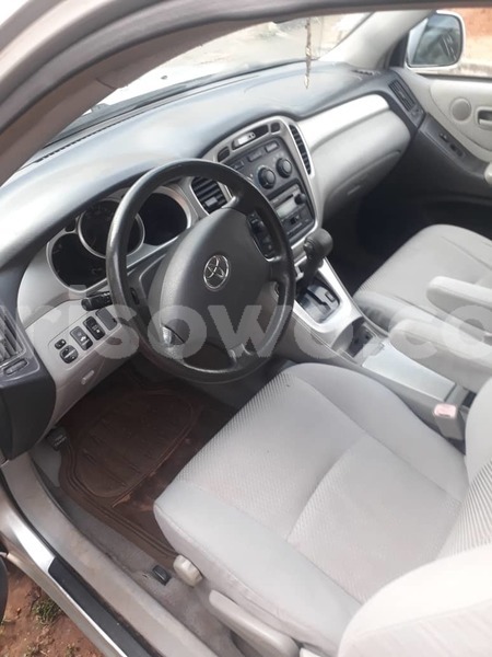 Big with watermark toyota highlander benin cotonou 17827