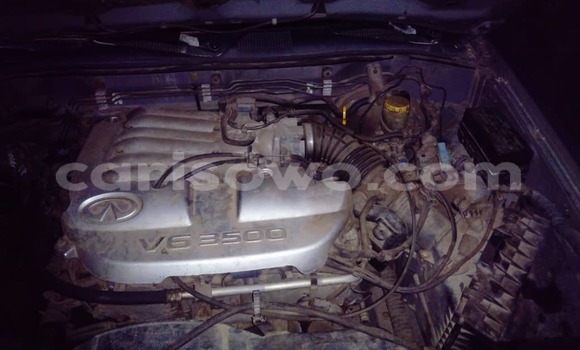 Sayi Na hannu Infiniti FX–Series Green Mota in Abomey Calavi a Benin