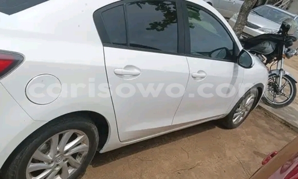 Sayi Na hannu Mazda 3 White Mota in Cotonou a Benin Sayi Na hannu Mazda 3 White Mota in Cotonou a Benin