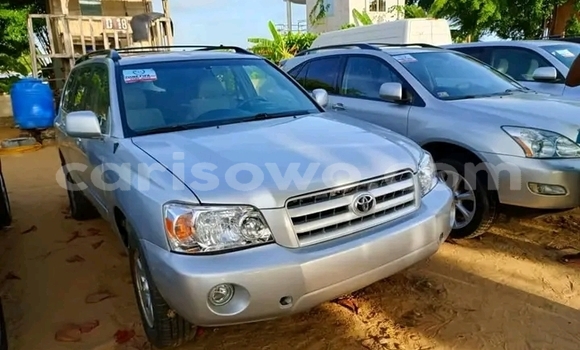 Acheter Occasion Voiture Toyota Highlander Beige à Cotonou, Benin