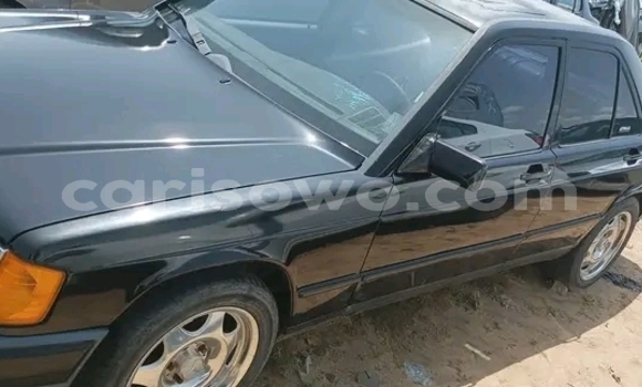 Sayi Na hannu Mercedes-Benz E–Class Black Mota in Cotonou a Benin Sayi Na hannu Mercedes-Benz E–Class Black Mota in Cotonou a Benin
