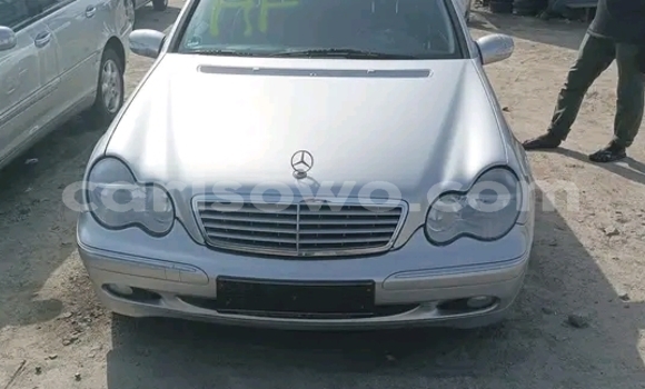Sayi Na hannu Mercedes-Benz C-Classe Sauran Mota in Cotonou a Benin Sayi Na hannu Mercedes-Benz C-Classe Sauran Mota in Cotonou a Benin