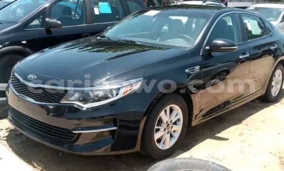 Acheter Occasion Voiture Kia Optima Noir à Cotonou, Benin Acheter Occasion Voiture Kia Optima Noir à Cotonou, Benin