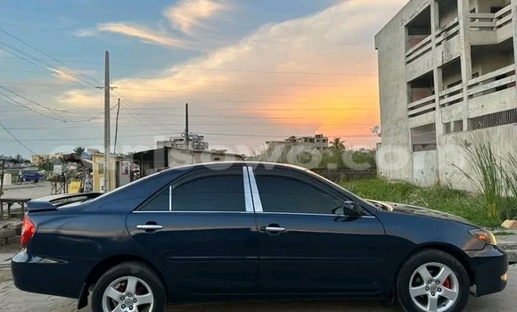 Ra Àlòkù Toyota Camry Black Ọkọ̀ in Cotonou ni Benin
