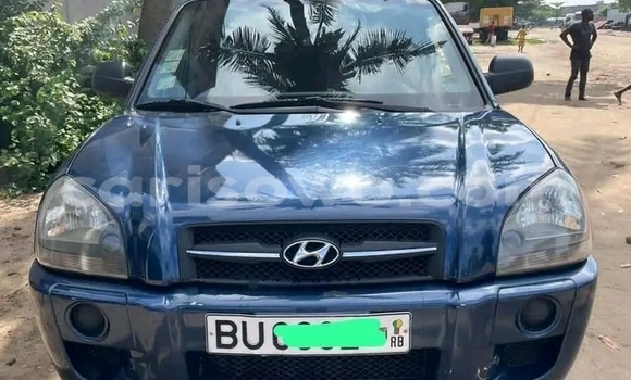 Acheter Occasion Voiture Hyundai Tucson Bleu à Cotonou, Benin Acheter Occasion Voiture Hyundai Tucson Bleu à Cotonou, Benin