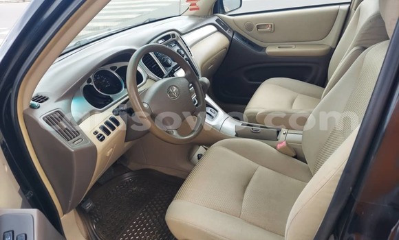 Ra Àlòkù Toyota Highlander Black Ọkọ̀ in Cotonou ni Benin Ra Àlòkù Toyota Highlander Black Ọkọ̀ in Cotonou ni Benin