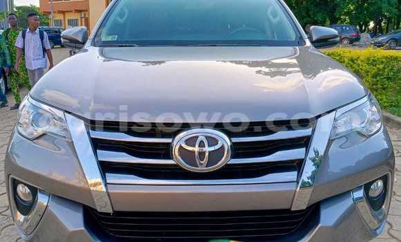 Acheter Occasion Voiture Toyota Fortuner Autre à Cotonou, Benin Acheter Occasion Voiture Toyota Fortuner Autre à Cotonou, Benin