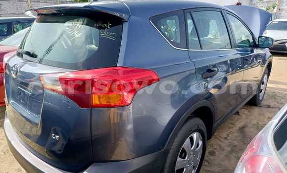 Sayi Na hannu Toyota RAV4 Sauran Mota in Cotonou a Benin Sayi Na hannu Toyota RAV4 Sauran Mota in Cotonou a Benin