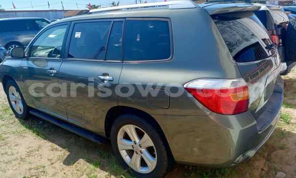 Acheter Occasion Voiture Toyota Highlander Gris à Cotonou, Benin Acheter Occasion Voiture Toyota Highlander Gris à Cotonou, Benin