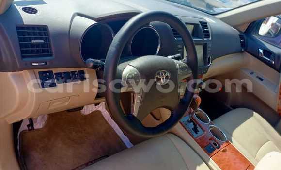 Acheter Occasion Voiture Toyota Highlander Gris à Cotonou, Benin Acheter Occasion Voiture Toyota Highlander Gris à Cotonou, Benin