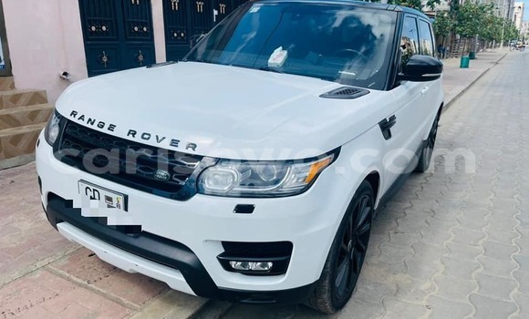 Ra Àlòkù Range Rover Range Rover funfun Ọkọ̀ in Cotonou ni Benin Ra Àlòkù Range Rover Range Rover funfun Ọkọ̀ in Cotonou ni Benin