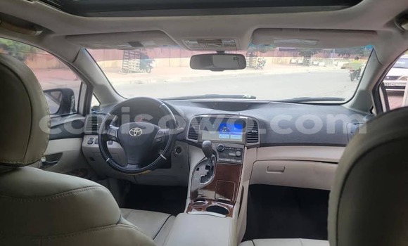 Ra Àlòkù Toyota Venza funfun Ọkọ̀ in Abomey Calavi ni Benin Ra Àlòkù Toyota Venza funfun Ọkọ̀ in Abomey Calavi ni Benin