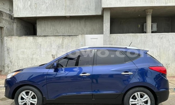 Ra Àlòkù Hyundai Tucson Blue Ọkọ̀ in Abomey ni Benin Ra Àlòkù Hyundai Tucson Blue Ọkọ̀ in Abomey ni Benin