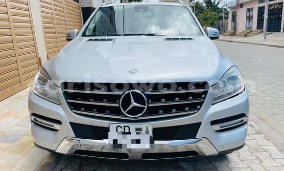Acheter Occasion Voiture Mercedes-Benz ML–Class Autre à Abomey Calavi, Benin