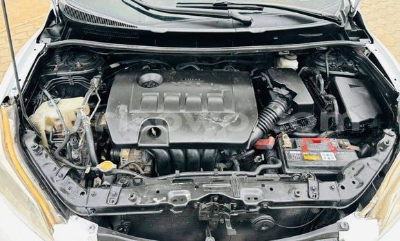 Acheter Occasion Voiture Toyota Matrix Blanc à Abomey Calavi, Benin Acheter Occasion Voiture Toyota Matrix Blanc à Abomey Calavi, Benin