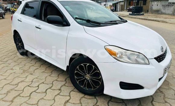 Acheter Occasion Voiture Toyota Matrix Blanc à Abomey Calavi, Benin Acheter Occasion Voiture Toyota Matrix Blanc à Abomey Calavi, Benin