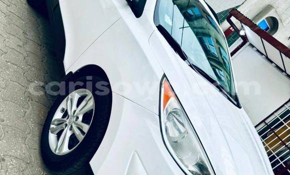 Acheter Occasion Voiture Hyundai Tucson Blanc à Cotonou, Benin Acheter Occasion Voiture Hyundai Tucson Blanc à Cotonou, Benin