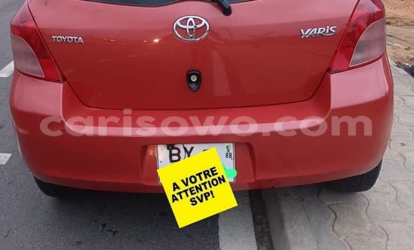 Sayi Na hannu Toyota Yaris Red Mota in Cotonou a Benin Sayi Na hannu Toyota Yaris Red Mota in Cotonou a Benin