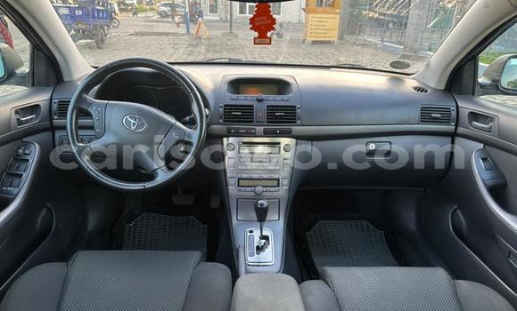 Sayi Na hannu Toyota Avensis Black Mota in Cotonou a Benin Sayi Na hannu Toyota Avensis Black Mota in Cotonou a Benin