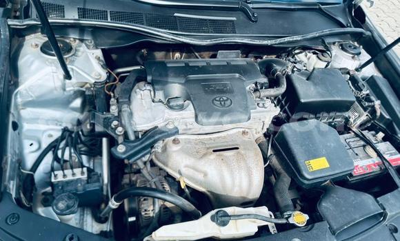 Ra Àlòkù Toyota Camry Silver Ọkọ̀ in Cotonou ni Benin Ra Àlòkù Toyota Camry Silver Ọkọ̀ in Cotonou ni Benin