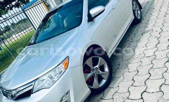 Ra Àlòkù Toyota Camry Silver Ọkọ̀ in Cotonou ni Benin Ra Àlòkù Toyota Camry Silver Ọkọ̀ in Cotonou ni Benin