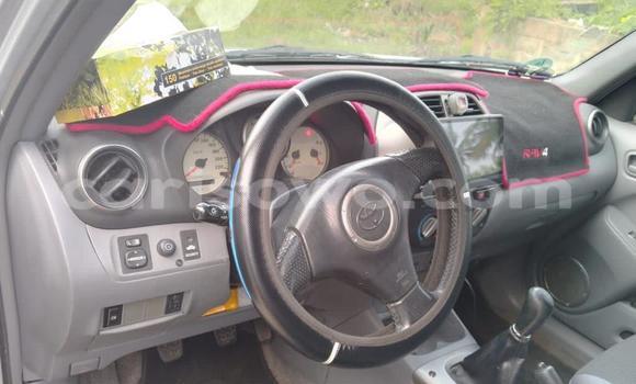 Acheter Occasion Voiture Toyota RAV4 Gris à Cotonou, Benin Acheter Occasion Voiture Toyota RAV4 Gris à Cotonou, Benin