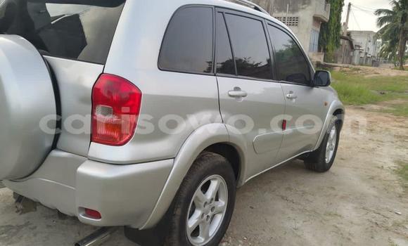 Acheter Occasion Voiture Toyota RAV4 Gris à Cotonou, Benin Acheter Occasion Voiture Toyota RAV4 Gris à Cotonou, Benin