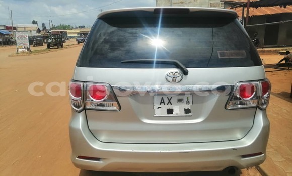 Ra Àlòkù Toyota Fortuner Silver Ọkọ̀ in Cotonou ni Benin