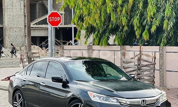 Sayi Na hannu Honda Accord Sauran Mota in Cotonou a Benin Sayi Na hannu Honda Accord Sauran Mota in Cotonou a Benin