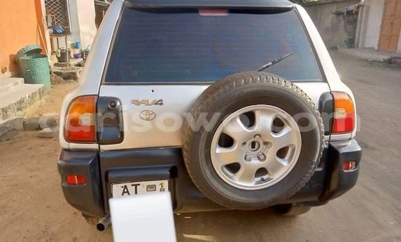 Acheter Occasion Voiture Toyota RAV4 Autre à Cotonou, Benin Acheter Occasion Voiture Toyota RAV4 Autre à Cotonou, Benin