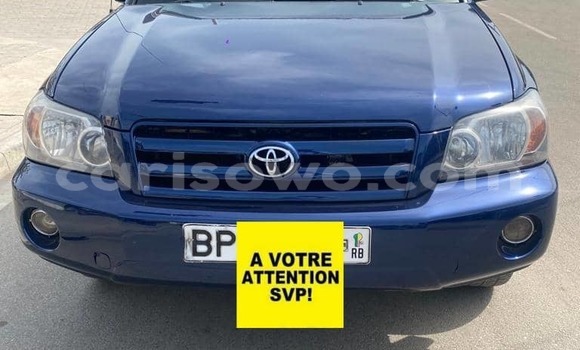 Sayi Na hannu Toyota Highlander Blue Mota in Cotonou a Benin
