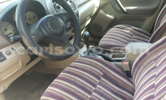 Ra Àlòkù Toyota RAV4 Silver Ọkọ̀ in Cotonou ni Benin Ra Àlòkù Toyota RAV4 Silver Ọkọ̀ in Cotonou ni Benin