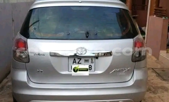 Buy Used Toyota Matrix Beige Car in Cotonou in Benign Buy Used Toyota Matrix Beige Car in Cotonou in Benign