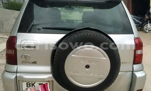Ra Àlòkù Toyota RAV4 Alagara Ọkọ̀ in Cotonou ni Benin Ra Àlòkù Toyota RAV4 Alagara Ọkọ̀ in Cotonou ni Benin