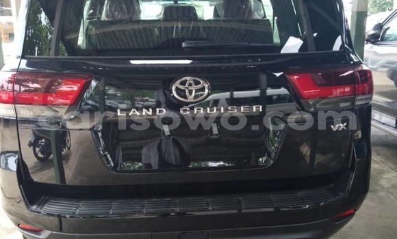 Acheter Neuf Voiture Toyota Land Cruiser Noir à Cotonou, Benin Acheter Neuf Voiture Toyota Land Cruiser Noir à Cotonou, Benin