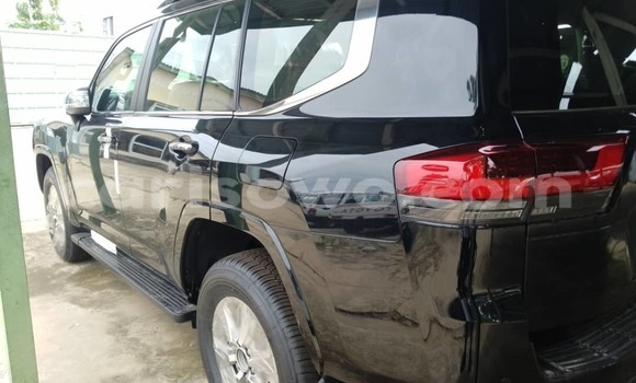 Acheter Neuf Voiture Toyota Land Cruiser Noir à Cotonou, Benin Acheter Neuf Voiture Toyota Land Cruiser Noir à Cotonou, Benin
